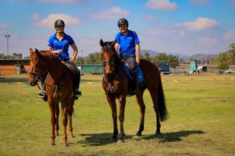 Chetwood & Drochaid at a Jump Club Training Day