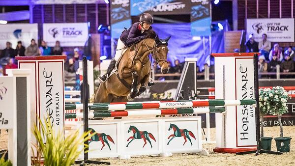 Vicki Roycroft & Magic Hurricane competing at Jump Off Series 1 Final